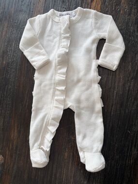 Bella Berry organic waffle knit ruffled footie